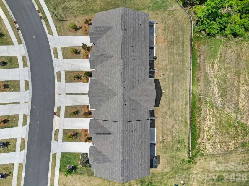 8042 Scarlet Maple Lane, Fort Mill, SC 29708.  MLS# CAR4374550, YatesRealty ID 17019. 