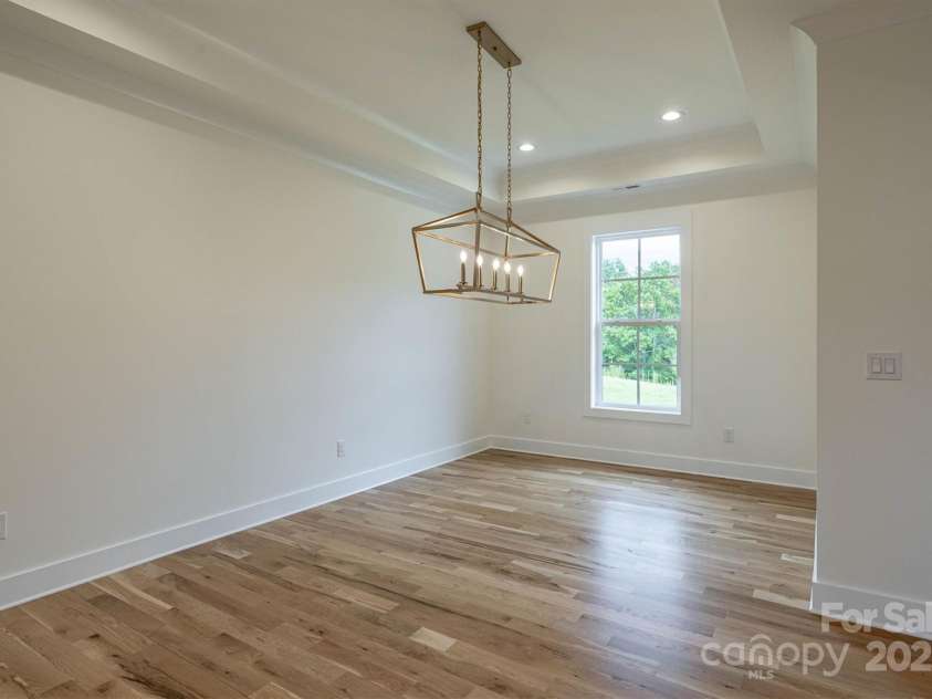 464 LakeCrest Drive, Nebo, NC 28761.  MLS# CAR4304909, YatesRealty ID 1702. 