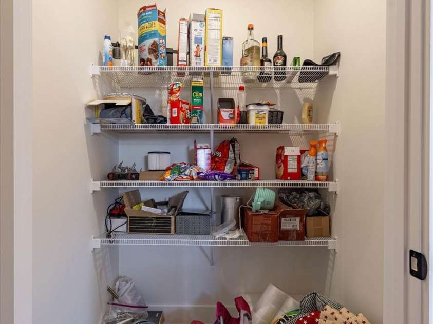 464 LakeCrest Drive, Nebo, NC 28761.  MLS# CAR4304909, YatesRealty ID 1702. 