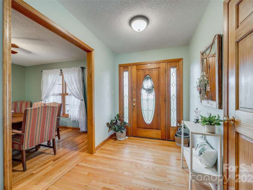 1221 Edgefield Road, York, SC 29745.  MLS# CAR4251853, YatesRealty ID 17021. 