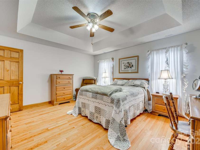 1221 Edgefield Road, York, SC 29745.  MLS# CAR4251853, YatesRealty ID 17021. 