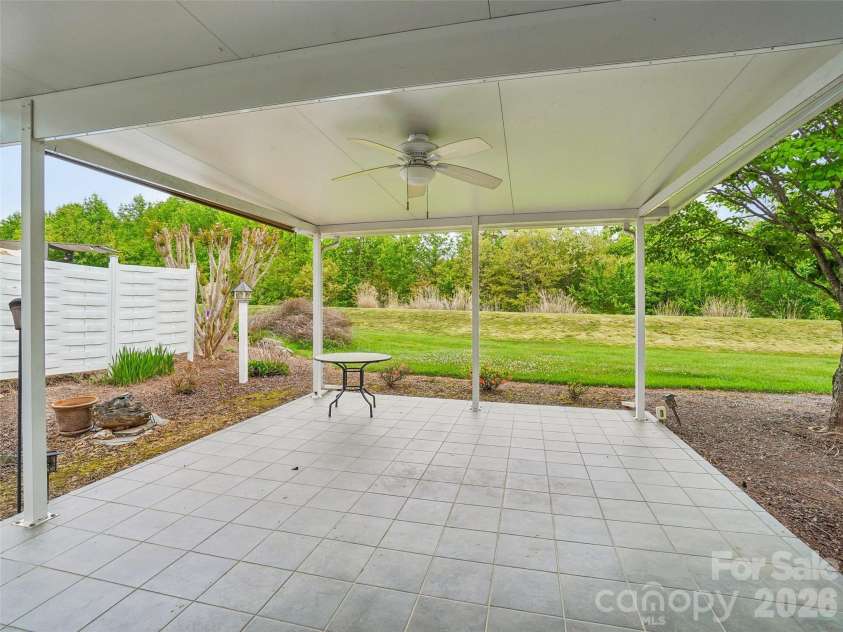 21 Heather Way, Candler, NC 28715.  MLS# CAR4375455, YatesRealty ID 17021. 