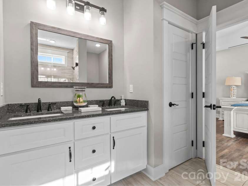 119 Sunset Drive, Garden City, SC 29576.  MLS# CAR4375342, YatesRealty ID 17022. 