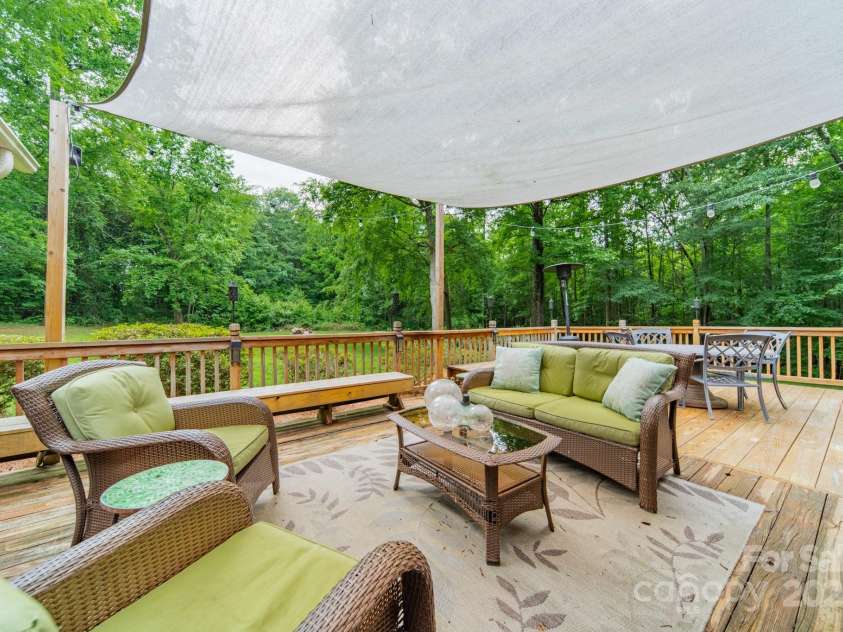 2109 Rock Springs Circle, Denver, NC 28037.  MLS# CAR4200528, YatesRealty ID 17023. Back Deck Entrance