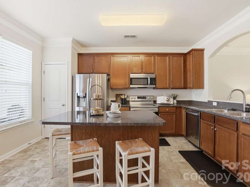 2833 Birkhill Lane, Fort Mill, SC 29707.  MLS# CAR4373565, YatesRealty ID 17024. 