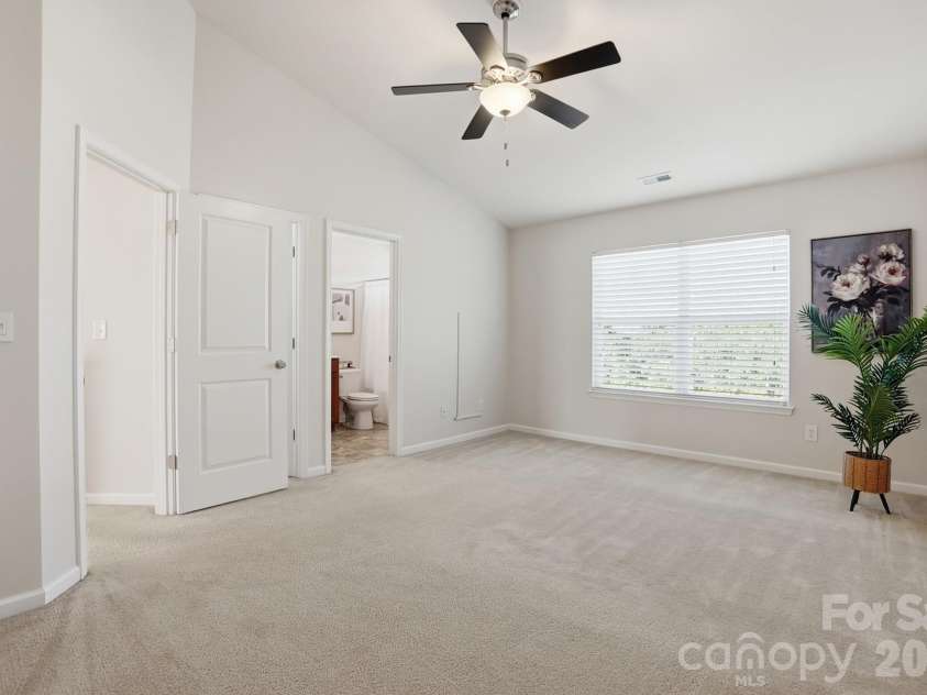 2833 Birkhill Lane, Fort Mill, SC 29707.  MLS# CAR4373565, YatesRealty ID 17024. 