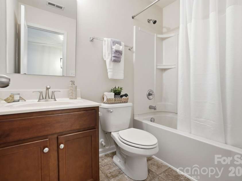 2833 Birkhill Lane, Fort Mill, SC 29707.  MLS# CAR4373565, YatesRealty ID 17024. 