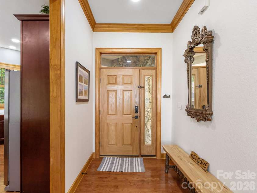 266 Sunset Point Road, Burnsville, NC 28714.  MLS# CAR4374848, YatesRealty ID 17027. 