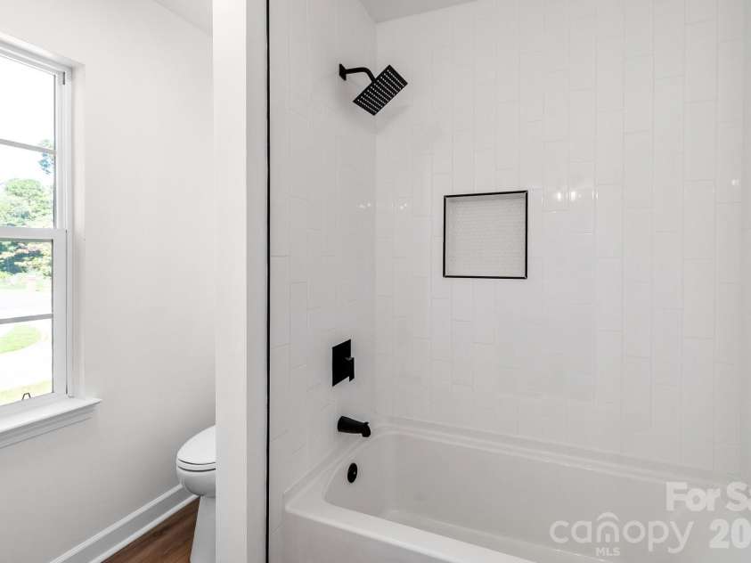 4227 Kiser Woods Drive, Concord, NC 28025.  MLS# CAR4372751, YatesRealty ID 17028. 