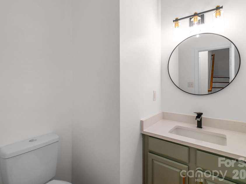 4227 Kiser Woods Drive, Concord, NC 28025.  MLS# CAR4372751, YatesRealty ID 17028. 