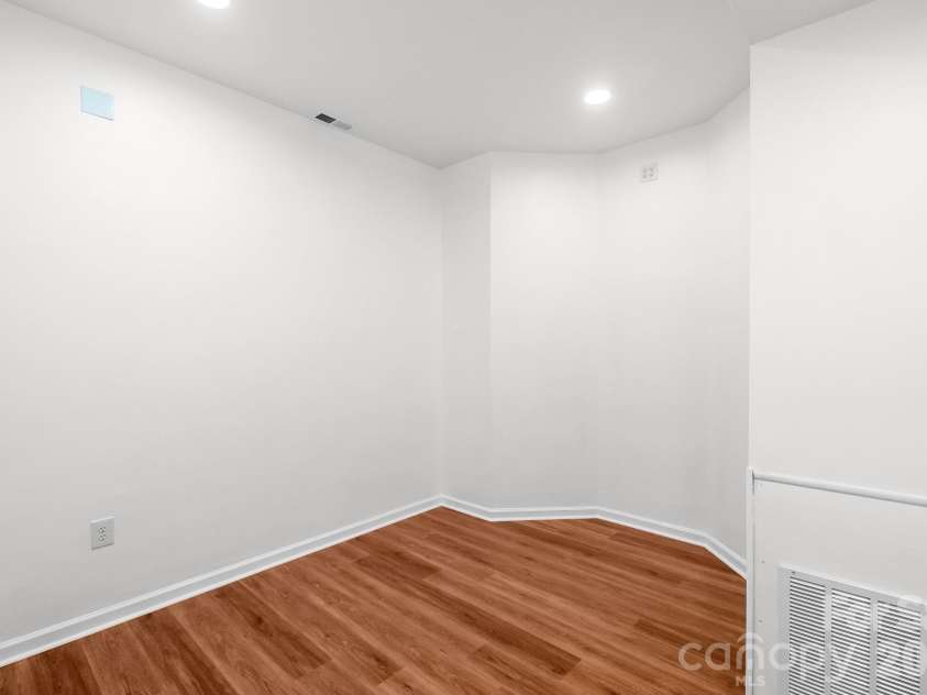 4227 Kiser Woods Drive, Concord, NC 28025.  MLS# CAR4372751, YatesRealty ID 17028. 