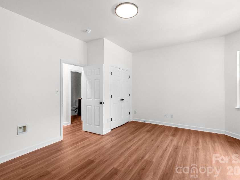 4227 Kiser Woods Drive, Concord, NC 28025.  MLS# CAR4372751, YatesRealty ID 17028. 