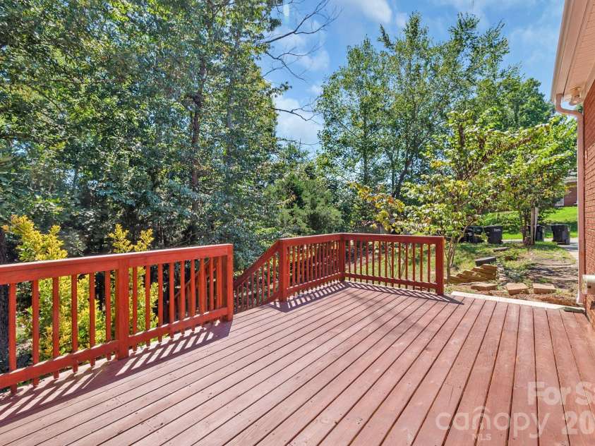 4227 Kiser Woods Drive, Concord, NC 28025.  MLS# CAR4372751, YatesRealty ID 17028. 