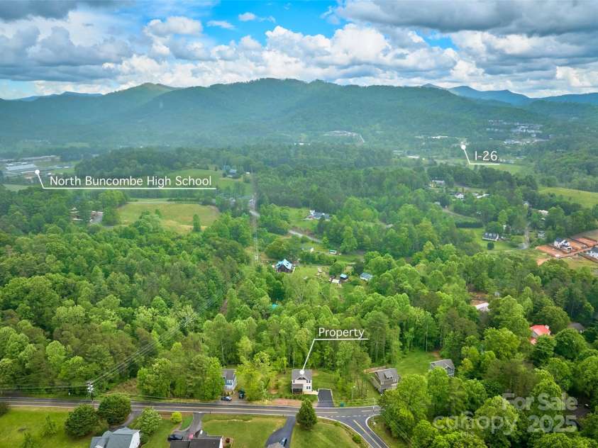 43 Clarks Chapel Extension, Weaverville, NC 28787.  MLS# CAR4258672, YatesRealty ID 17029. Excellent and Convenient Location