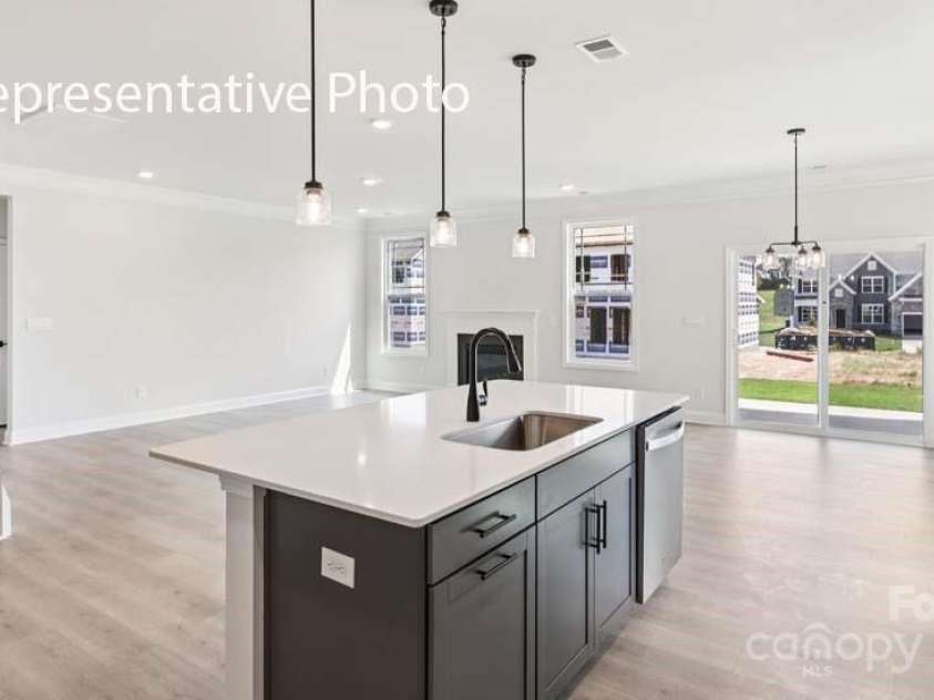 7633 Bainbridge Road, Sherrills Ford, NC 28673.  MLS# CAR4331964, YatesRealty ID 1703. 