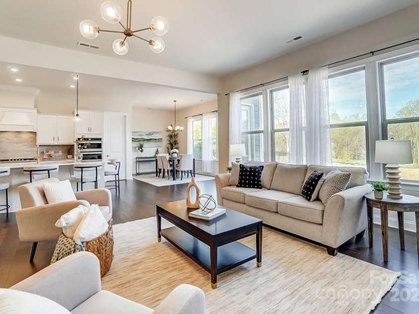 11144 Limehurst Place, Charlotte, NC 28278.  MLS# CAR4240129, YatesRealty ID 17030. 