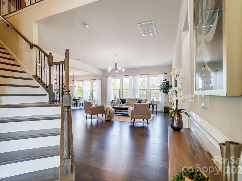 11144 Limehurst Place, Charlotte, NC 28278.  MLS# CAR4240129, YatesRealty ID 17030. 