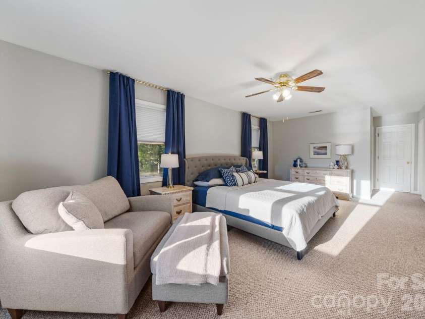 710 Riverwood Drive, Lexington, NC 27292.  MLS# CAR4373898, YatesRealty ID 17030. 