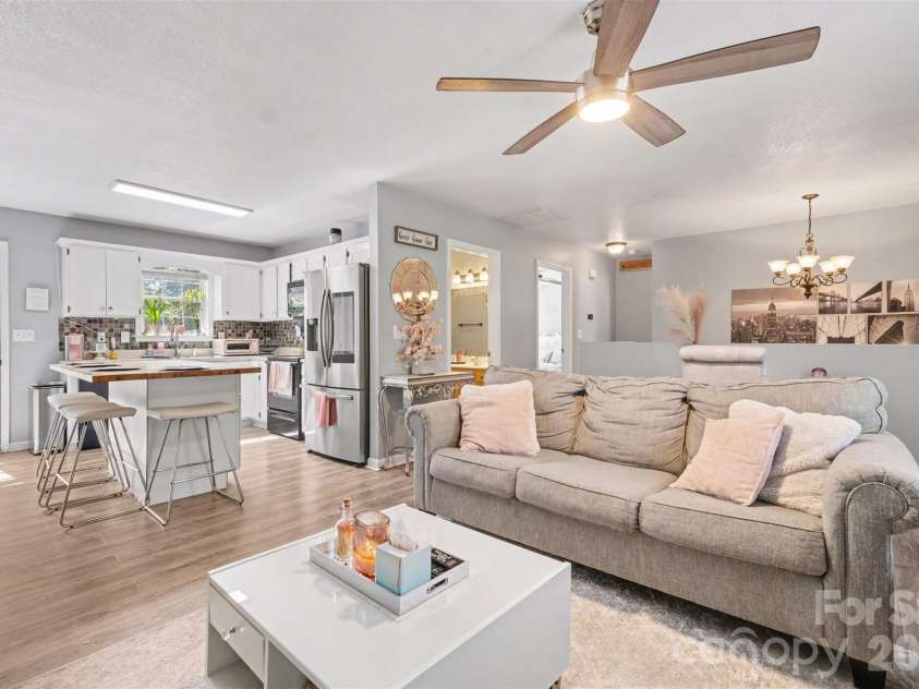 2056 Redberry Lane, Conover, NC 28613.  MLS# CAR4375164, YatesRealty ID 17031. 