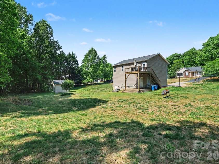 2056 Redberry Lane, Conover, NC 28613.  MLS# CAR4375164, YatesRealty ID 17031. 