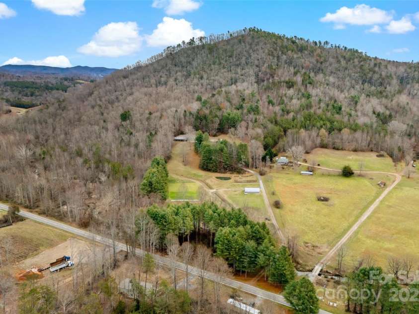 9675 Montford Cove Road, Marion, NC 28752.  MLS# CAR4206983, YatesRealty ID 17032. 27 acres.