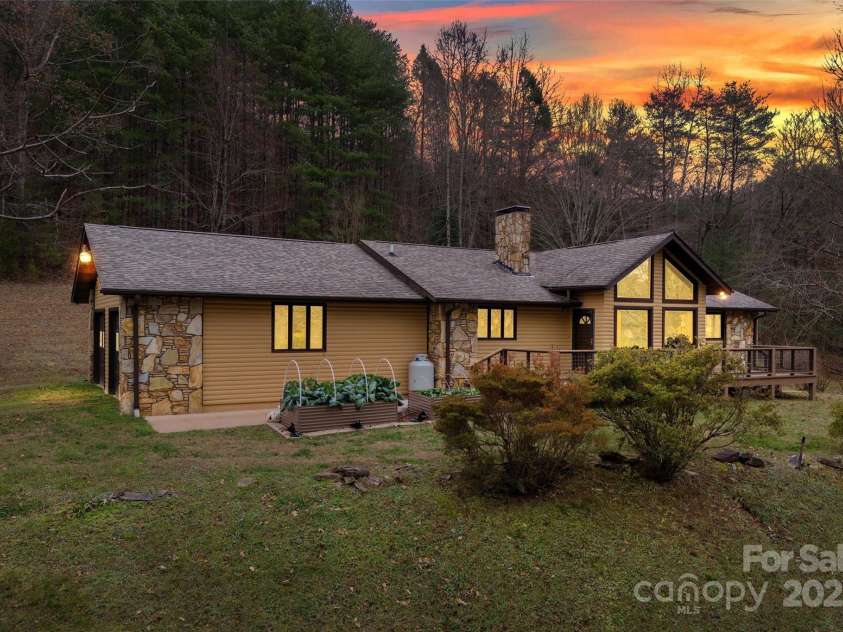 9675 Montford Cove Road, Marion, NC 28752.  MLS# CAR4206983, YatesRealty ID 17032. Gorgeous colors light up the sky in McDowell County!