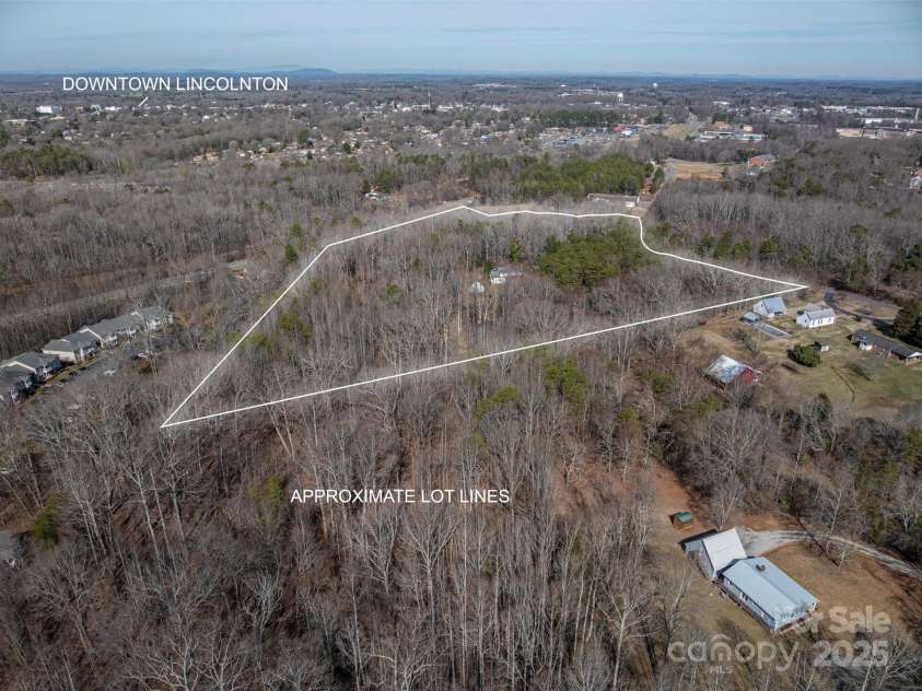 246 Jerry Crump Road, Lincolnton, NC 28092.  MLS# CAR4223452, YatesRealty ID 17033. 