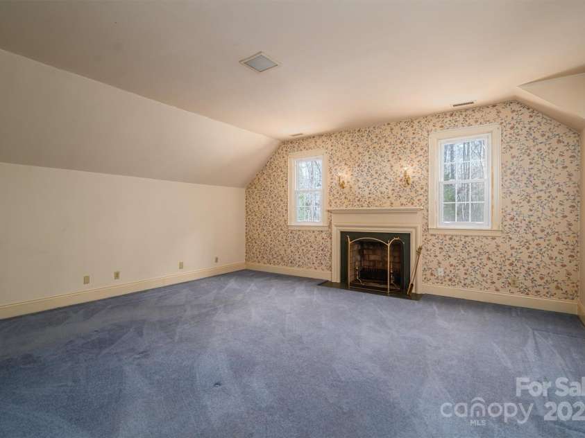 246 Jerry Crump Road, Lincolnton, NC 28092.  MLS# CAR4223452, YatesRealty ID 17033. 