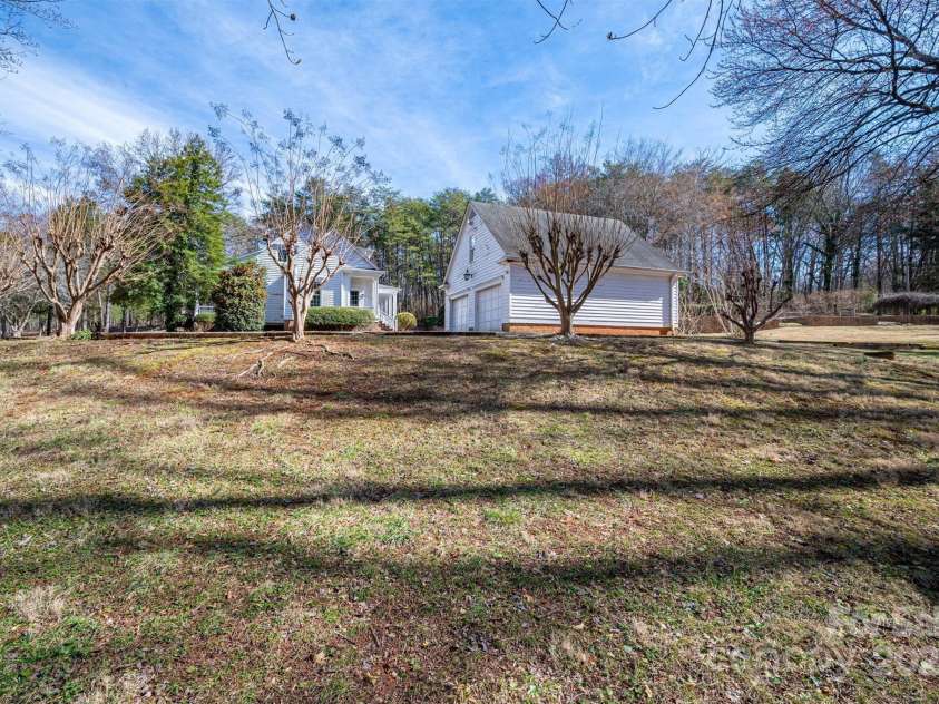 246 Jerry Crump Road, Lincolnton, NC 28092.  MLS# CAR4223452, YatesRealty ID 17033. 