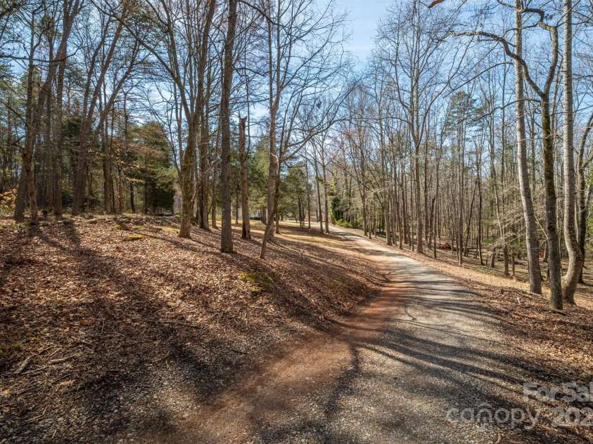 246 Jerry Crump Road, Lincolnton, NC 28092.  MLS# CAR4223452, YatesRealty ID 17033. 