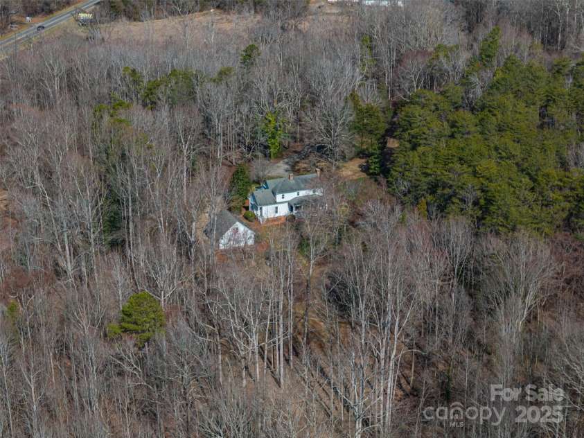 246 Jerry Crump Road, Lincolnton, NC 28092.  MLS# CAR4223452, YatesRealty ID 17033. 