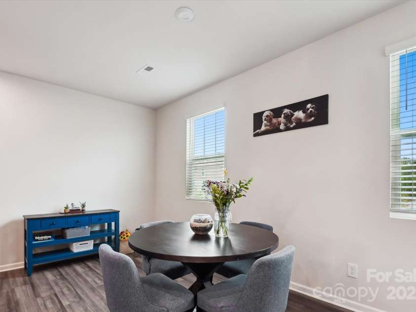 1206 Keydet Drive, Charlotte, NC 28216.  MLS# CAR4254316, YatesRealty ID 17035. 