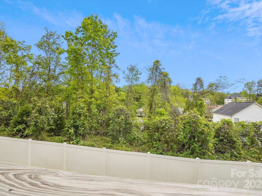 1206 Keydet Drive, Charlotte, NC 28216.  MLS# CAR4254316, YatesRealty ID 17035. 