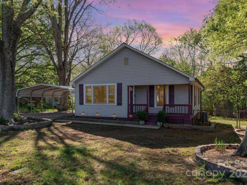 1203 Pump Station Road, Kannapolis, NC 28081.  MLS# CAR4238166, YatesRealty ID 17036. 