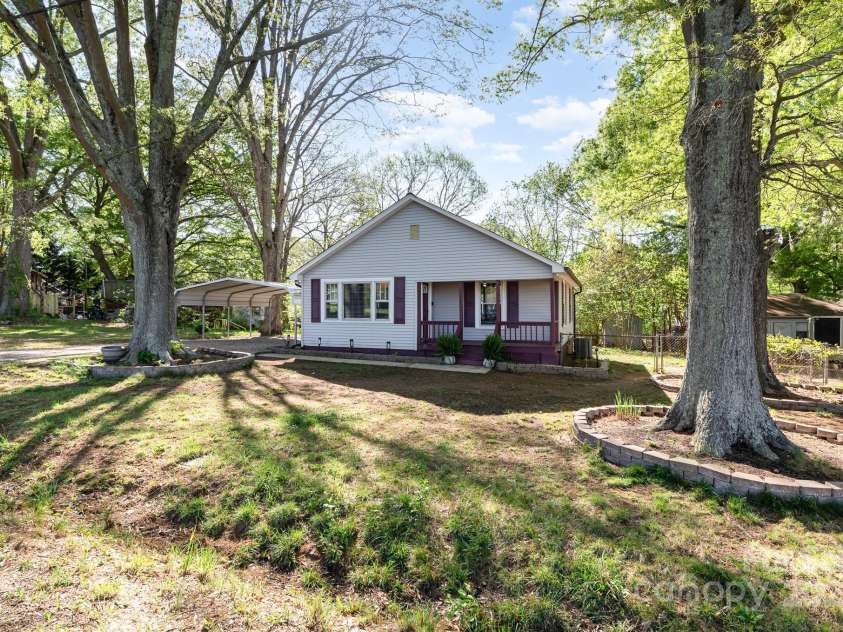 1203 Pump Station Road, Kannapolis, NC 28081.  MLS# CAR4238166, YatesRealty ID 17036. 