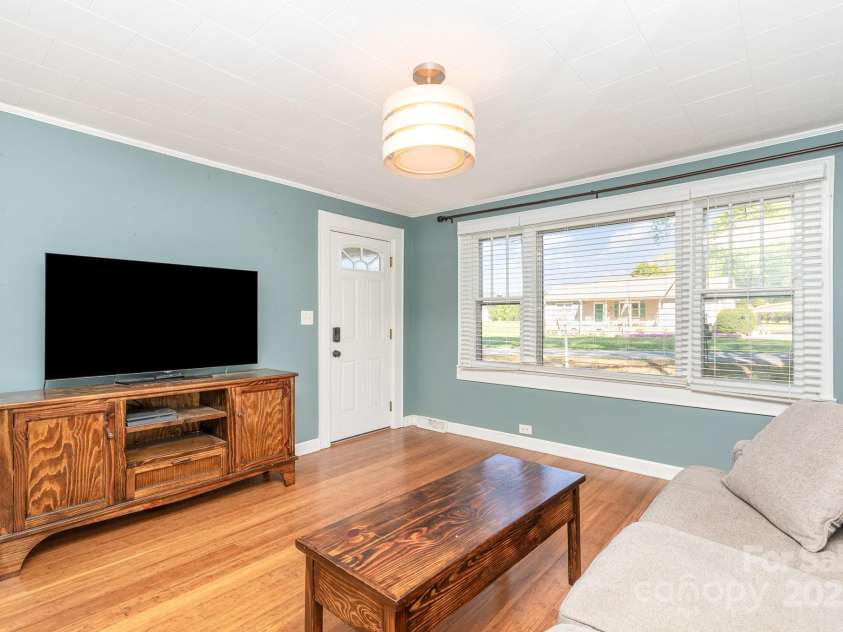 1203 Pump Station Road, Kannapolis, NC 28081.  MLS# CAR4238166, YatesRealty ID 17036. 