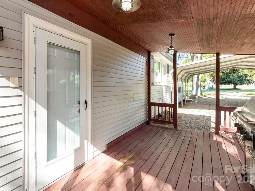 1203 Pump Station Road, Kannapolis, NC 28081.  MLS# CAR4238166, YatesRealty ID 17036. 