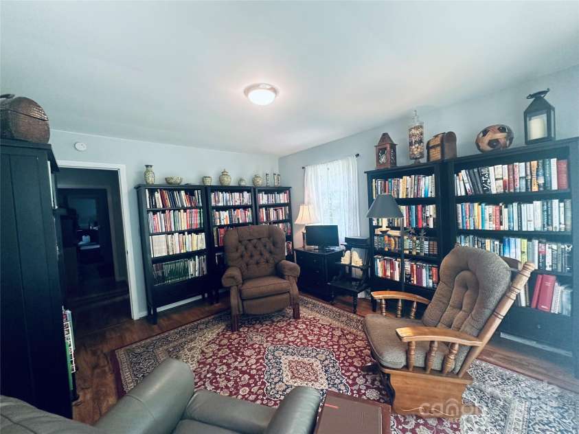 2405 Forrestbrook Drive, Kannapolis, NC 28083.  MLS# CAR4266411, YatesRealty ID 17040. 