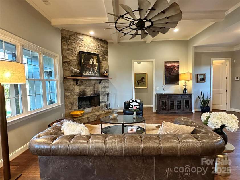 68 Stone Cottage Lane, Landrum, SC 29356.  MLS# CAR4251994, YatesRealty ID 17042. 