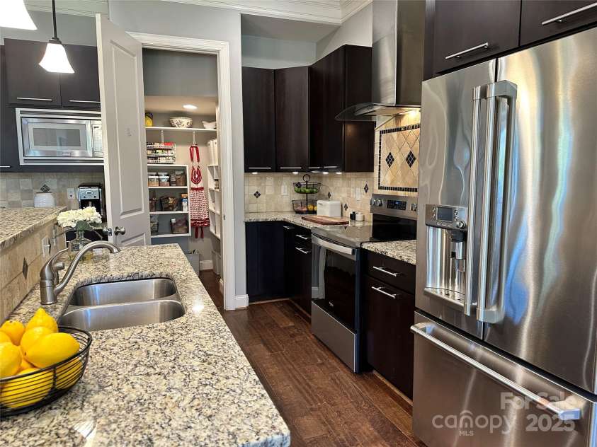 68 Stone Cottage Lane, Landrum, SC 29356.  MLS# CAR4251994, YatesRealty ID 17042. 