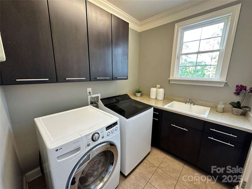 68 Stone Cottage Lane, Landrum, SC 29356.  MLS# CAR4251994, YatesRealty ID 17042. 