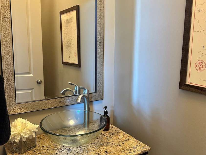 68 Stone Cottage Lane, Landrum, SC 29356.  MLS# CAR4251994, YatesRealty ID 17042. 