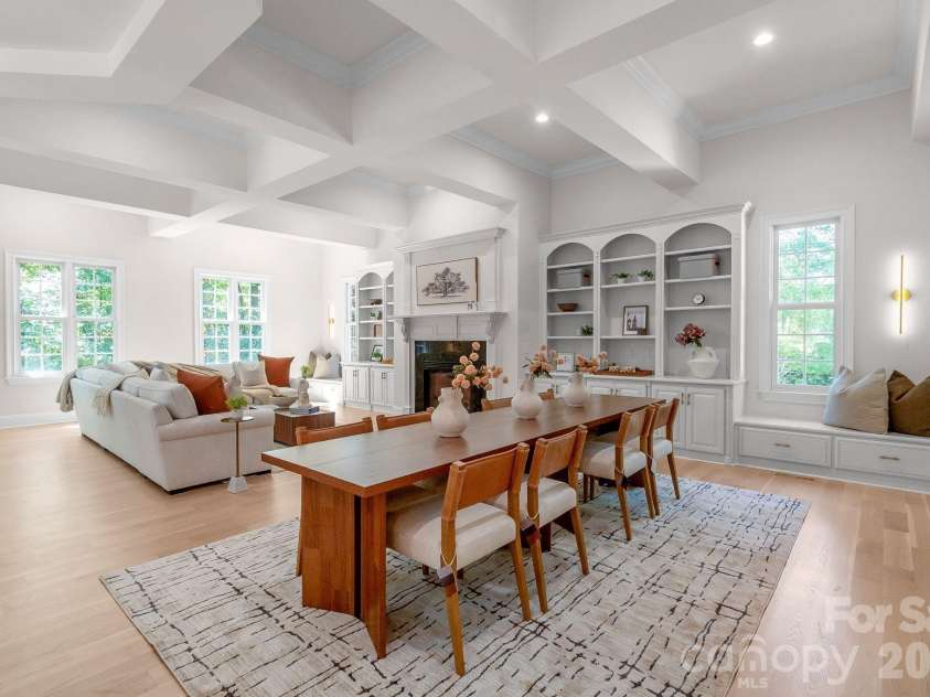 6052 Oxfordshire Road, Waxhaw, NC 28173.  MLS# CAR4426444, YatesRealty ID 17043. 