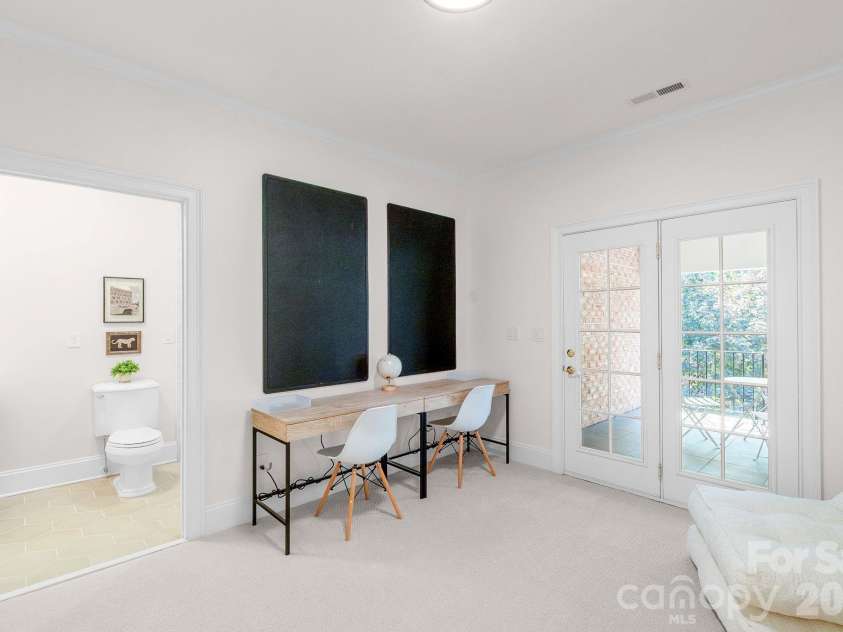 6052 Oxfordshire Road, Waxhaw, NC 28173.  MLS# CAR4426444, YatesRealty ID 17043. 