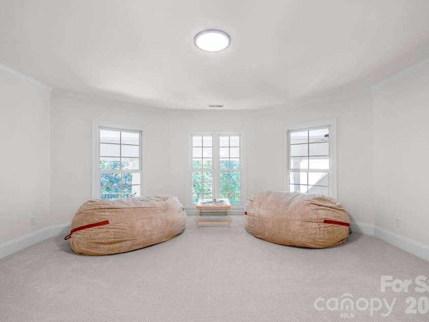 6052 Oxfordshire Road, Waxhaw, NC 28173.  MLS# CAR4426444, YatesRealty ID 17043. 