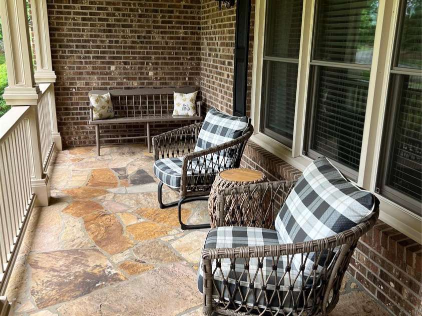 239 Hickory Lane Drive, Mount Holly, NC 28120.  MLS# CAR4374961, YatesRealty ID 17044. 