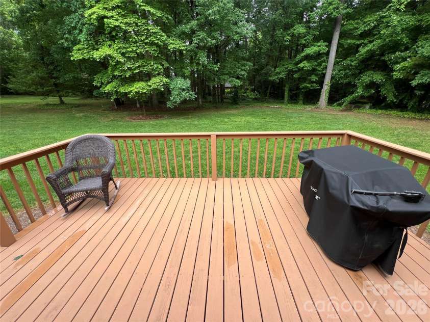 239 Hickory Lane Drive, Mount Holly, NC 28120.  MLS# CAR4374961, YatesRealty ID 17044. 