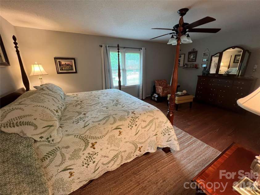 239 Hickory Lane Drive, Mount Holly, NC 28120.  MLS# CAR4374961, YatesRealty ID 17044. 