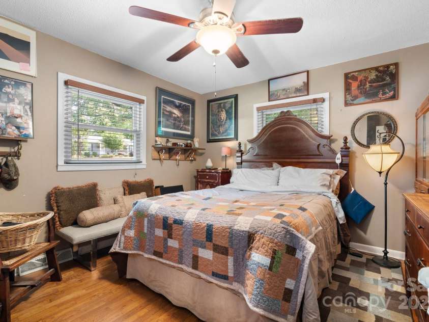 4705 Campground View Road, Catawba, NC 28609.  MLS# CAR4252233, YatesRealty ID 17044. 