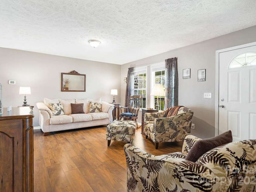 54 Golddigger Drive, Candler, NC 28715.  MLS# CAR4245543, YatesRealty ID 17046. 